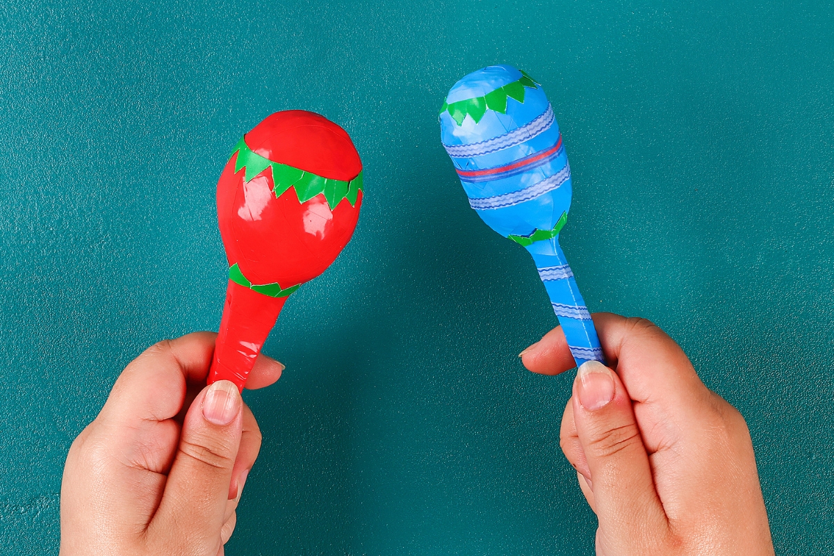 Homemade musical instruments for children: ideas using household materials