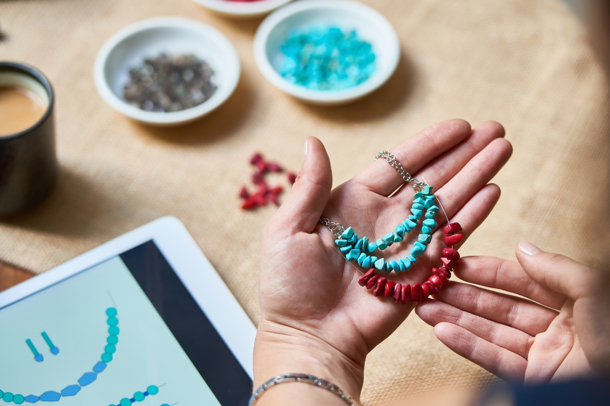 Guía DIY para crear joyería artesanal