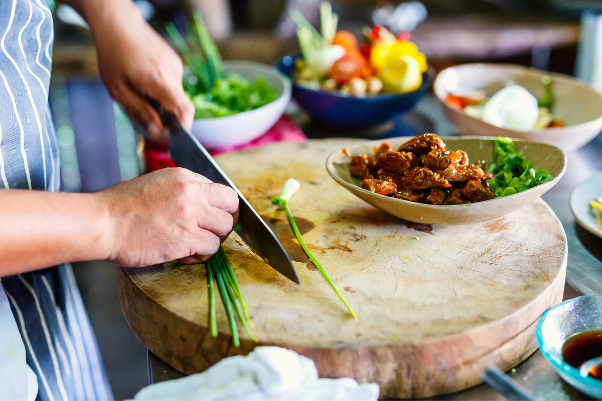 Cómo cocinar puede ser la relajación que necesitas